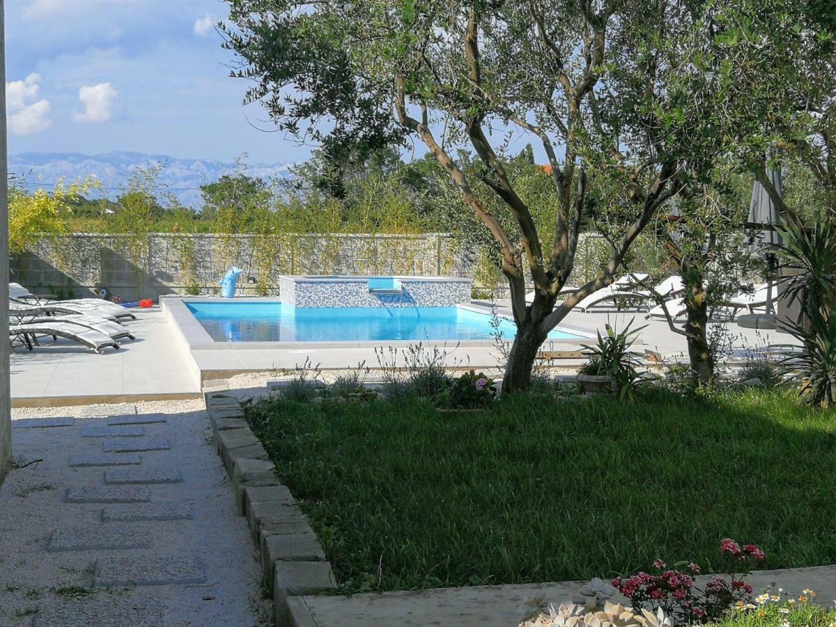 Villa Flora Maris Apartments Привлака Екстер'єр фото